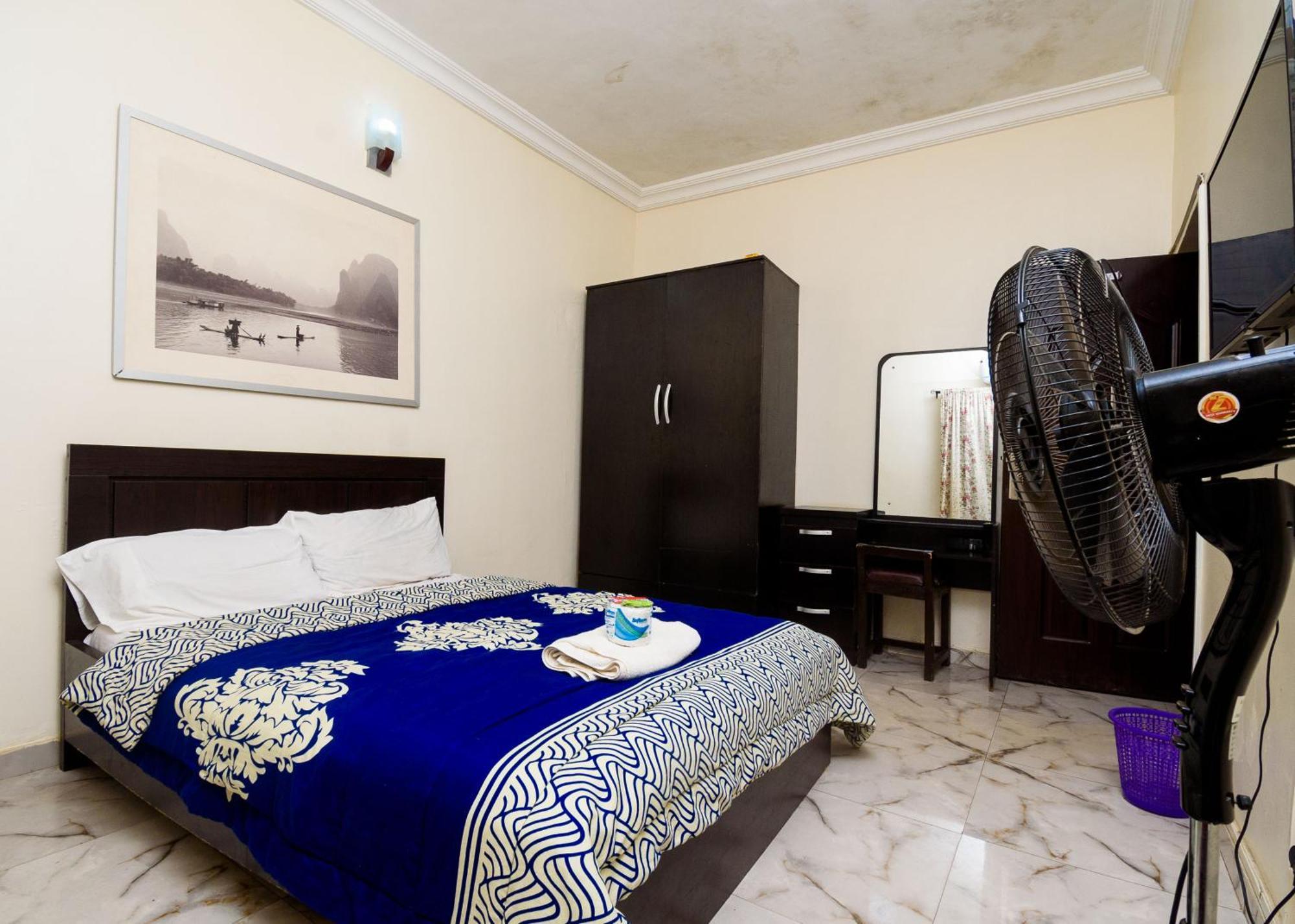 D'Tavern Apartment Ibadan Exterior photo