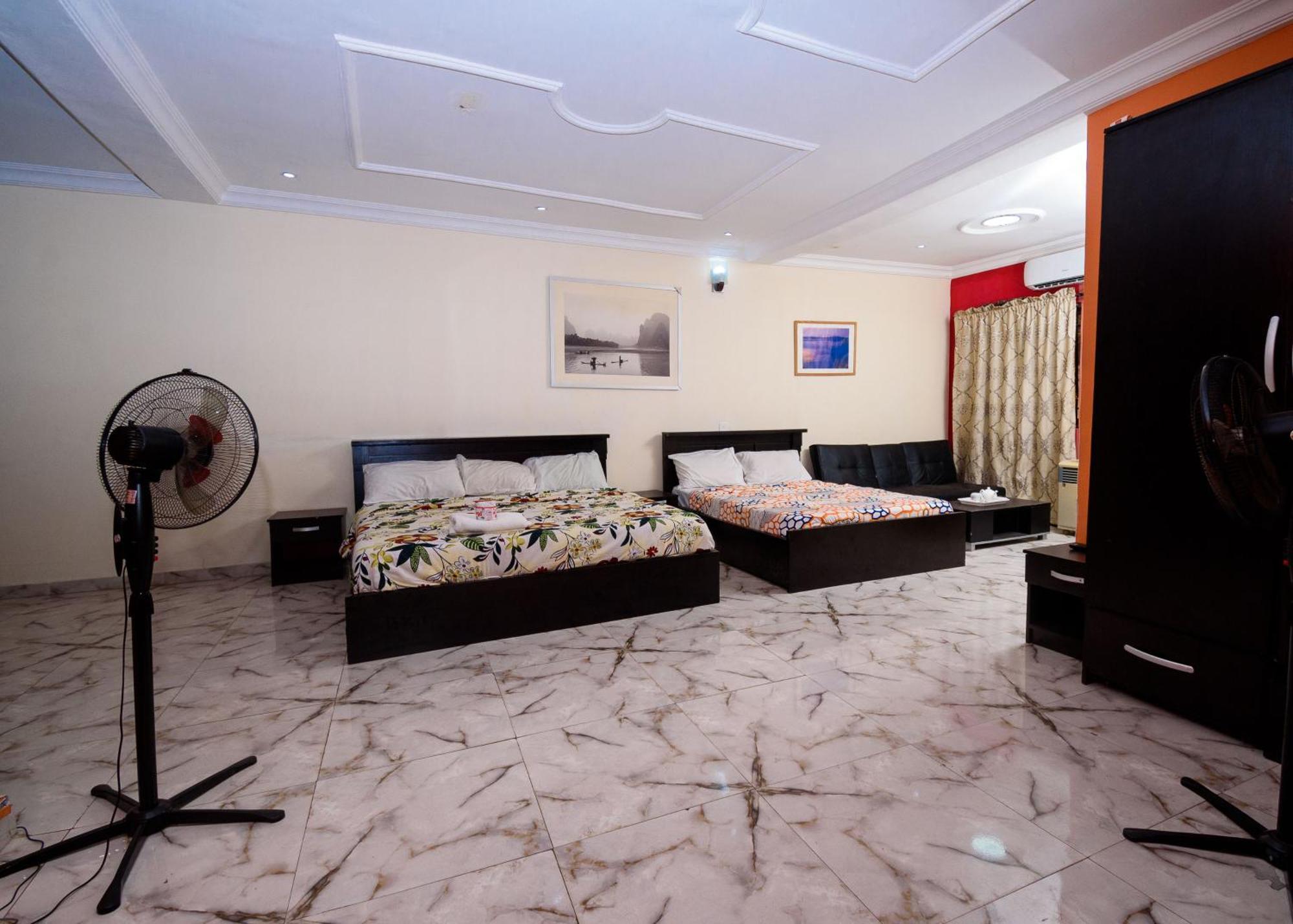 D'Tavern Apartment Ibadan Exterior photo